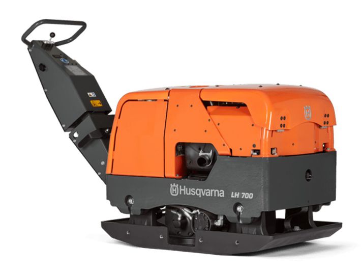 LH700